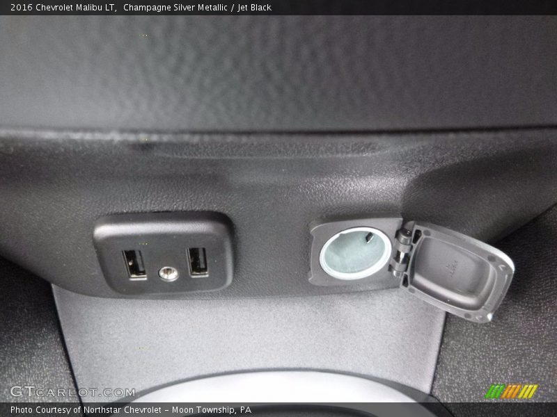 Champagne Silver Metallic / Jet Black 2016 Chevrolet Malibu LT