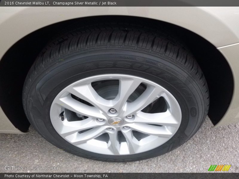 Champagne Silver Metallic / Jet Black 2016 Chevrolet Malibu LT