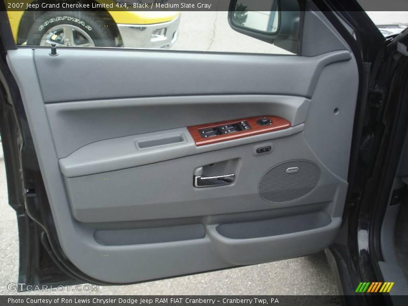 Black / Medium Slate Gray 2007 Jeep Grand Cherokee Limited 4x4