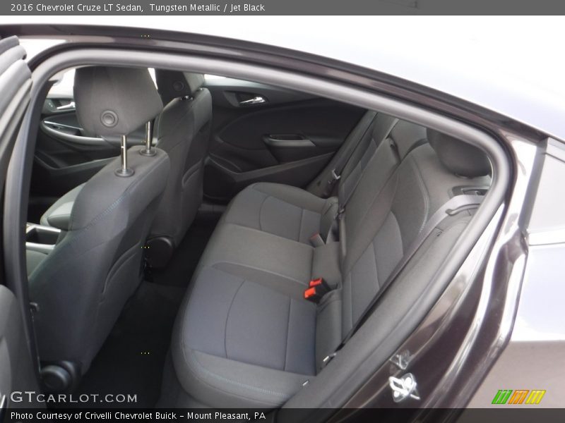 Tungsten Metallic / Jet Black 2016 Chevrolet Cruze LT Sedan