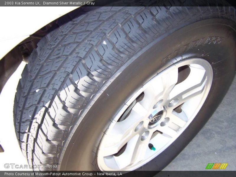 Diamond Silver Metallic / Gray 2003 Kia Sorento LX