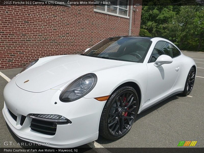 Front 3/4 View of 2015 911 Carrera 4 GTS Coupe