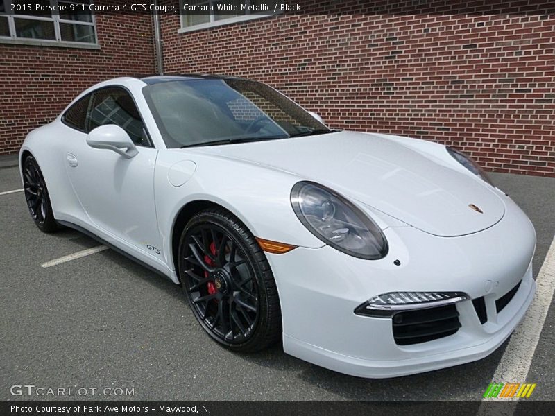 Front 3/4 View of 2015 911 Carrera 4 GTS Coupe