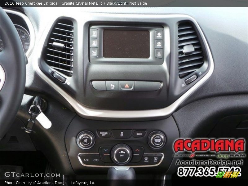 Granite Crystal Metallic / Black/Light Frost Beige 2016 Jeep Cherokee Latitude