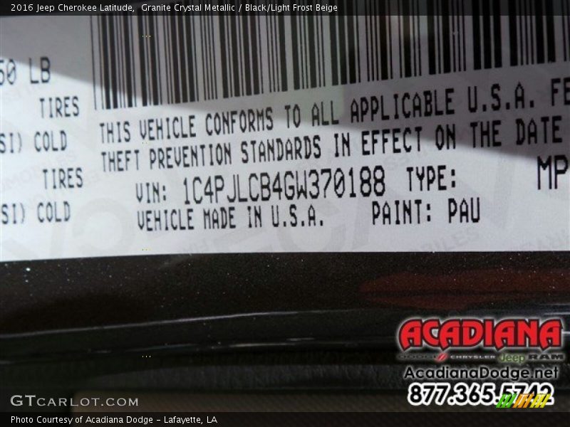 Granite Crystal Metallic / Black/Light Frost Beige 2016 Jeep Cherokee Latitude