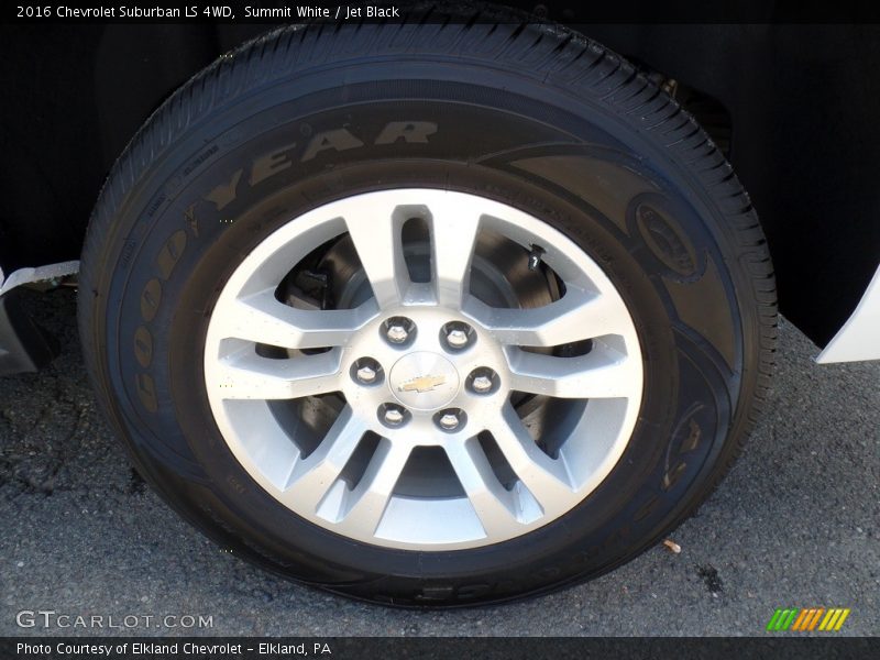 Summit White / Jet Black 2016 Chevrolet Suburban LS 4WD