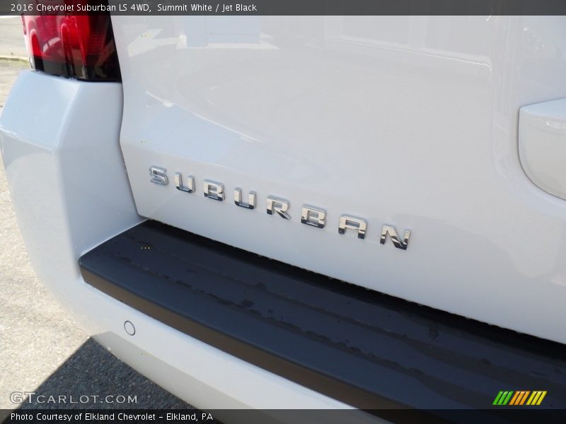 Summit White / Jet Black 2016 Chevrolet Suburban LS 4WD