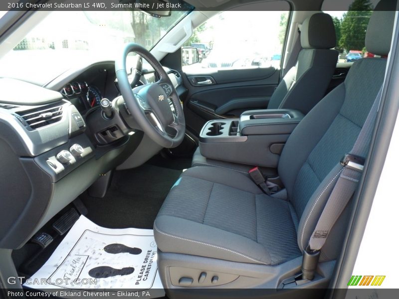Summit White / Jet Black 2016 Chevrolet Suburban LS 4WD