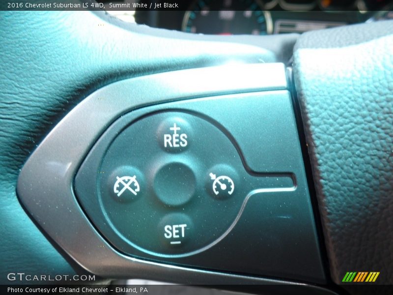 Summit White / Jet Black 2016 Chevrolet Suburban LS 4WD