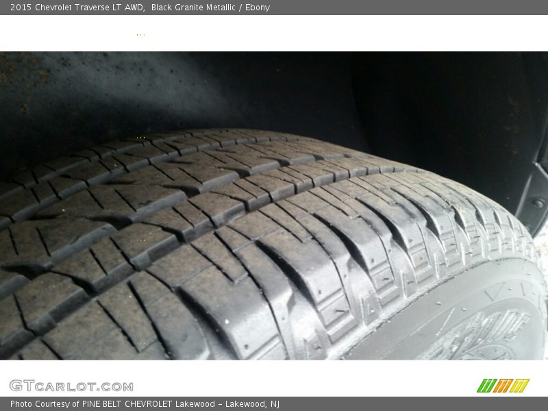 Black Granite Metallic / Ebony 2015 Chevrolet Traverse LT AWD