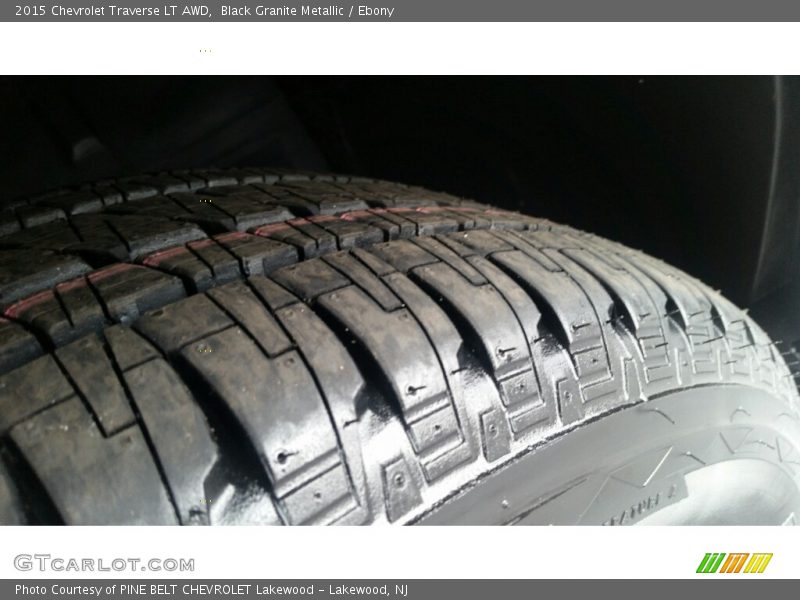 Black Granite Metallic / Ebony 2015 Chevrolet Traverse LT AWD