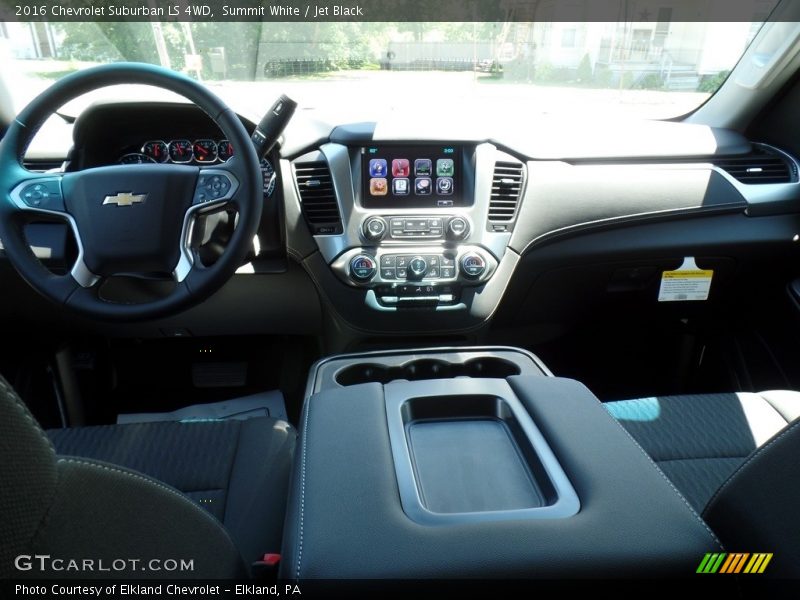 Summit White / Jet Black 2016 Chevrolet Suburban LS 4WD
