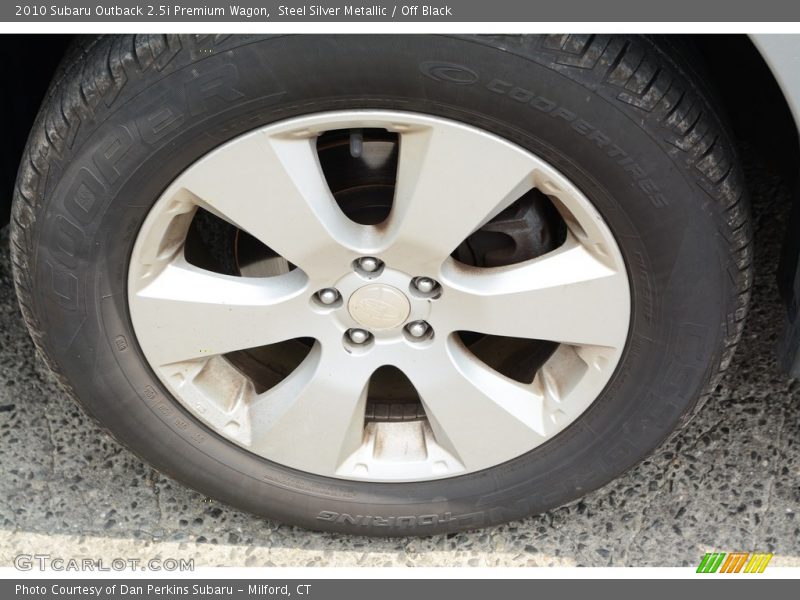 Steel Silver Metallic / Off Black 2010 Subaru Outback 2.5i Premium Wagon