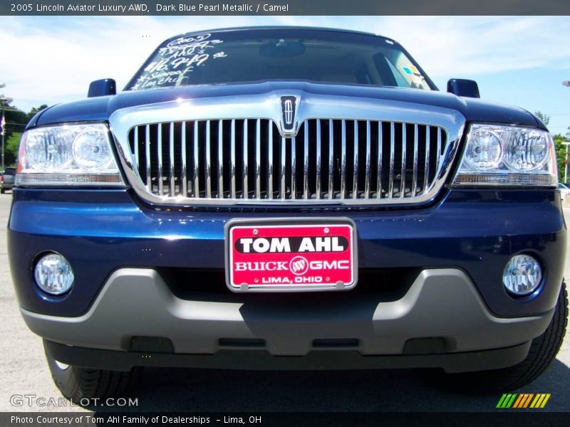 Dark Blue Pearl Metallic / Camel 2005 Lincoln Aviator Luxury AWD