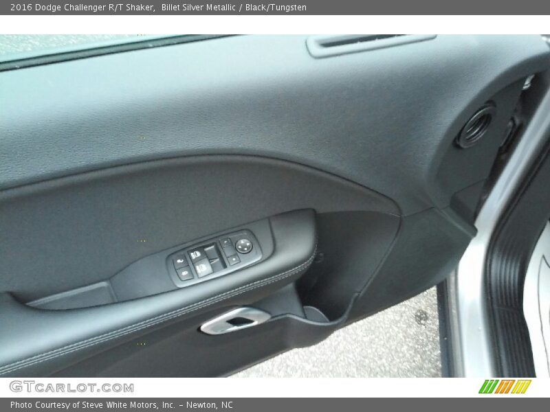 Billet Silver Metallic / Black/Tungsten 2016 Dodge Challenger R/T Shaker