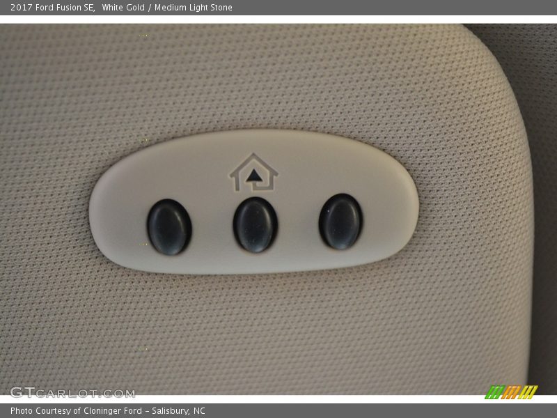 White Gold / Medium Light Stone 2017 Ford Fusion SE