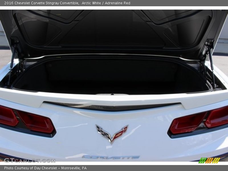 Arctic White / Adrenaline Red 2016 Chevrolet Corvette Stingray Convertible