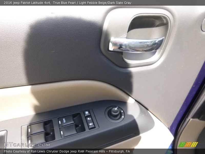 True Blue Pearl / Light Pebble Beige/Dark Slate Gray 2016 Jeep Patriot Latitude 4x4