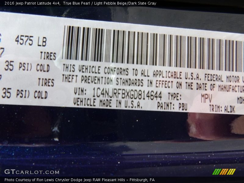 True Blue Pearl / Light Pebble Beige/Dark Slate Gray 2016 Jeep Patriot Latitude 4x4