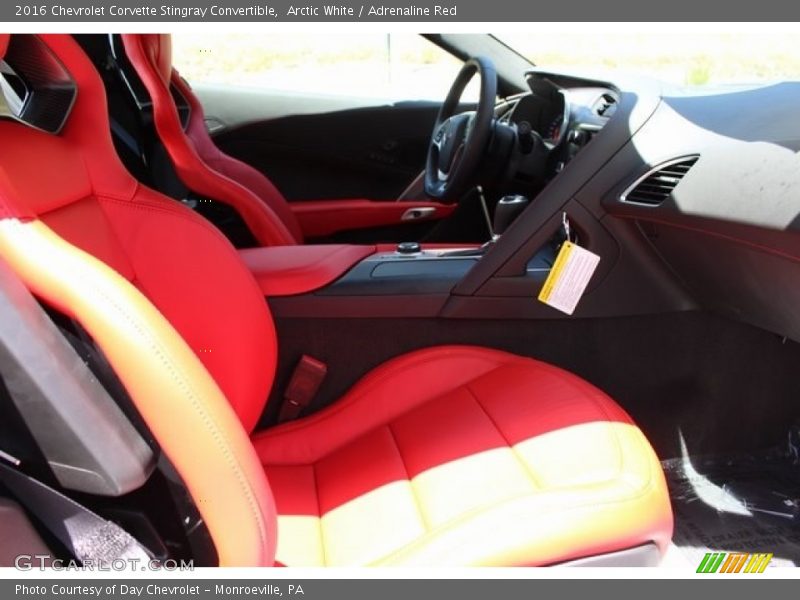 Arctic White / Adrenaline Red 2016 Chevrolet Corvette Stingray Convertible