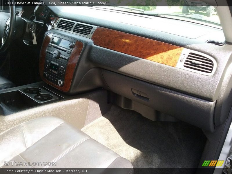 Sheer Silver Metallic / Ebony 2011 Chevrolet Tahoe LT 4x4
