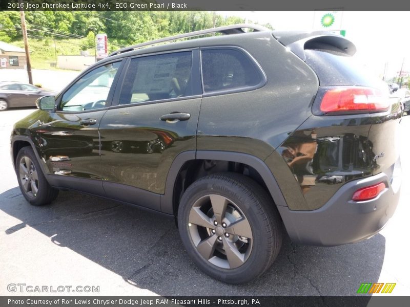 ECO Green Pearl / Black 2016 Jeep Cherokee Latitude 4x4