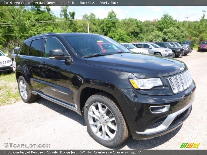 Brilliant Black Crystal Pearl / Black 2016 Jeep Grand Cherokee Summit 4x4