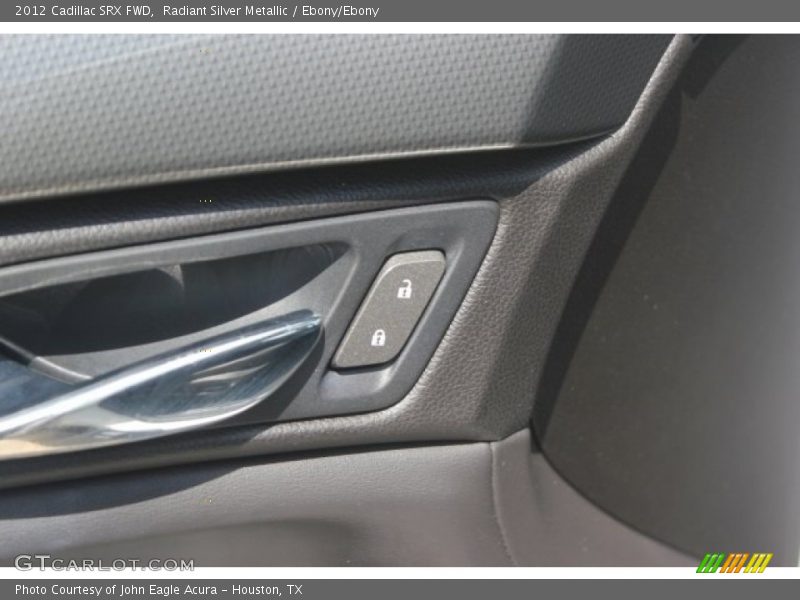 Radiant Silver Metallic / Ebony/Ebony 2012 Cadillac SRX FWD
