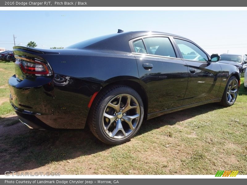 Pitch Black / Black 2016 Dodge Charger R/T