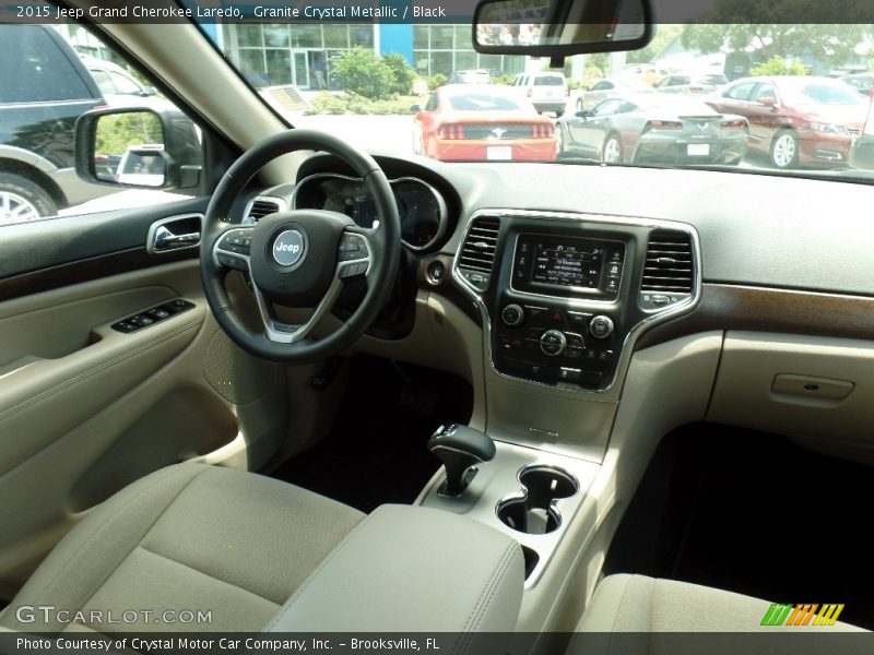 Granite Crystal Metallic / Black 2015 Jeep Grand Cherokee Laredo