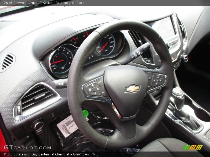 Red Hot / Jet Black 2016 Chevrolet Cruze LT Sedan
