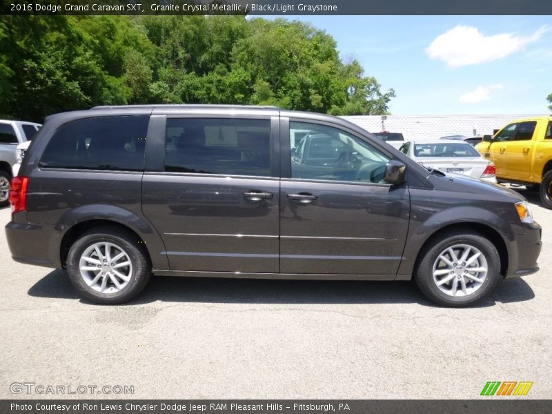 Granite Crystal Metallic / Black/Light Graystone 2016 Dodge Grand Caravan SXT