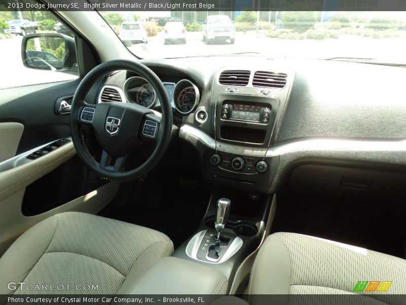 Bright Silver Metallic / Black/Light Frost Beige 2013 Dodge Journey SE