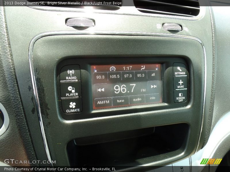Bright Silver Metallic / Black/Light Frost Beige 2013 Dodge Journey SE