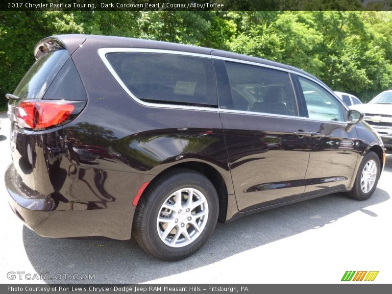 Dark Cordovan Pearl / Cognac/Alloy/Toffee 2017 Chrysler Pacifica Touring