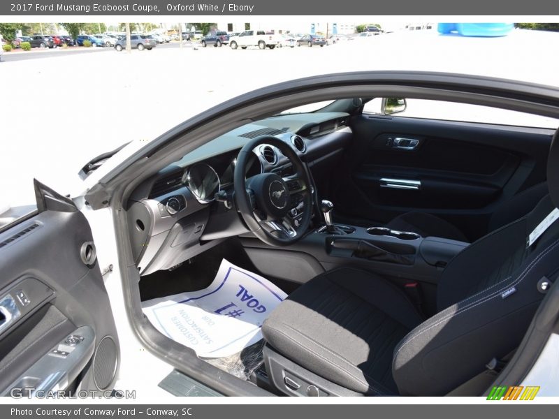 Oxford White / Ebony 2017 Ford Mustang Ecoboost Coupe