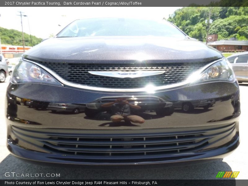 Dark Cordovan Pearl / Cognac/Alloy/Toffee 2017 Chrysler Pacifica Touring