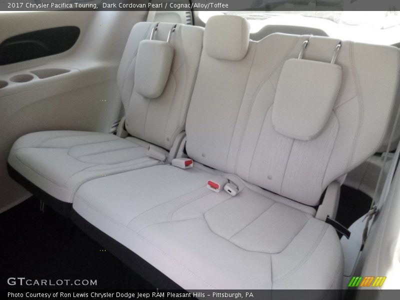 Dark Cordovan Pearl / Cognac/Alloy/Toffee 2017 Chrysler Pacifica Touring
