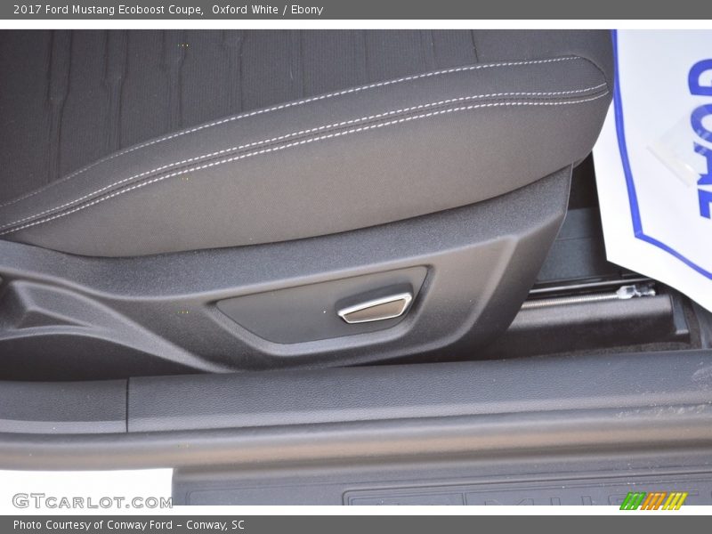 Oxford White / Ebony 2017 Ford Mustang Ecoboost Coupe