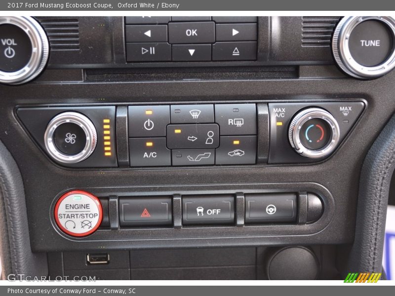Oxford White / Ebony 2017 Ford Mustang Ecoboost Coupe