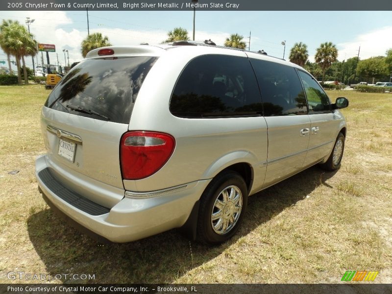 Bright Silver Metallic / Medium Slate Gray 2005 Chrysler Town & Country Limited