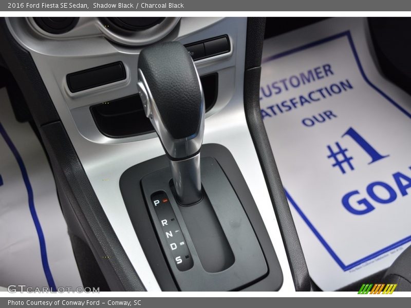 Shadow Black / Charcoal Black 2016 Ford Fiesta SE Sedan