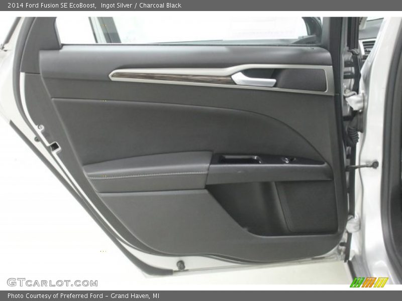Ingot Silver / Charcoal Black 2014 Ford Fusion SE EcoBoost