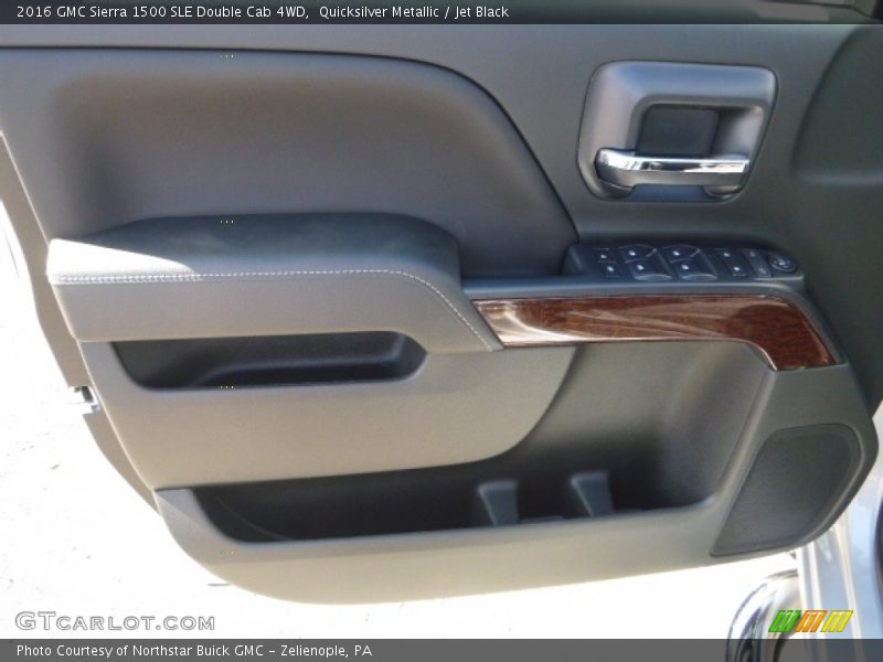 Quicksilver Metallic / Jet Black 2016 GMC Sierra 1500 SLE Double Cab 4WD