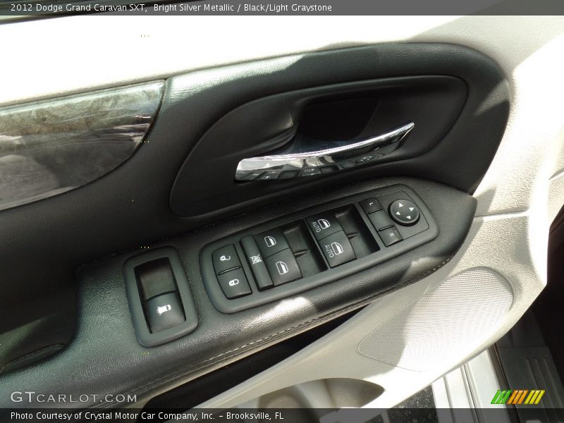 Bright Silver Metallic / Black/Light Graystone 2012 Dodge Grand Caravan SXT