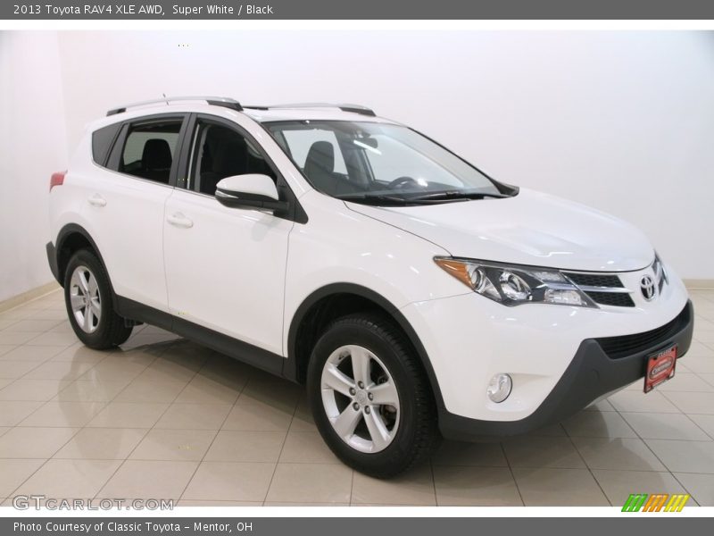 Super White / Black 2013 Toyota RAV4 XLE AWD