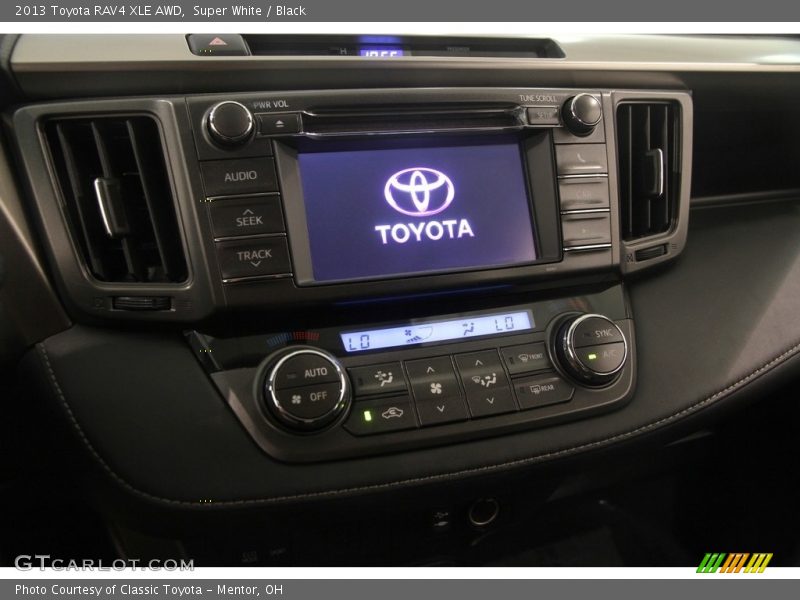 Super White / Black 2013 Toyota RAV4 XLE AWD