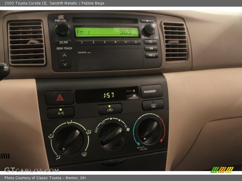 Sandrift Metallic / Pebble Beige 2003 Toyota Corolla CE
