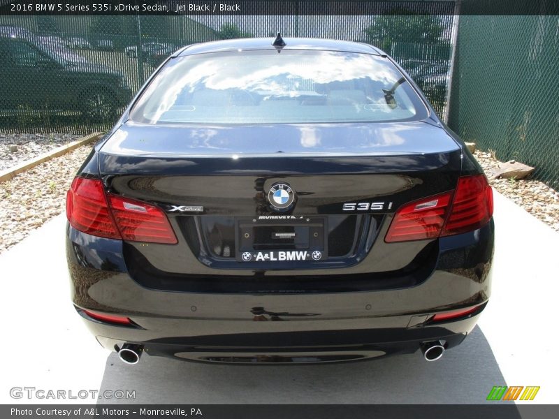 Jet Black / Black 2016 BMW 5 Series 535i xDrive Sedan