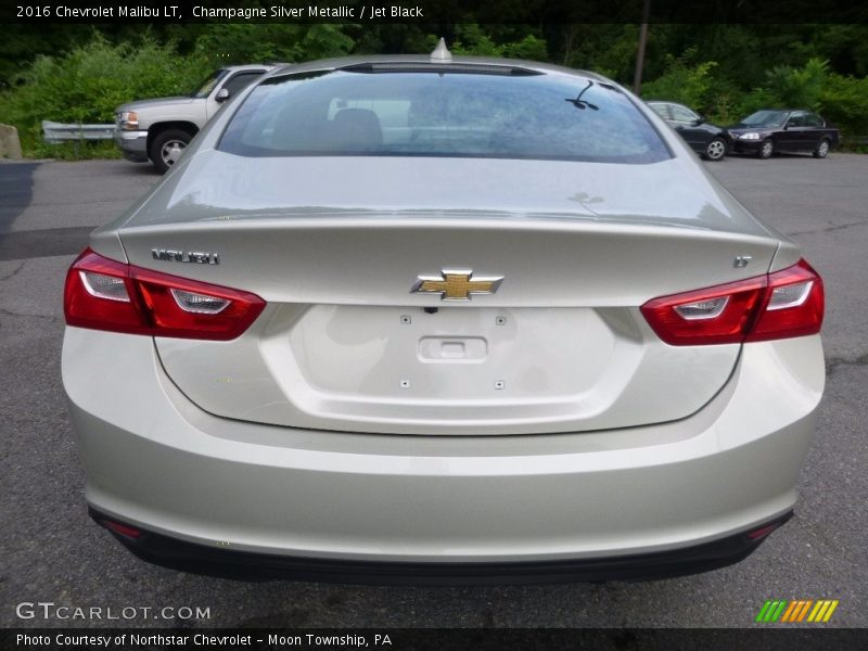 Champagne Silver Metallic / Jet Black 2016 Chevrolet Malibu LT